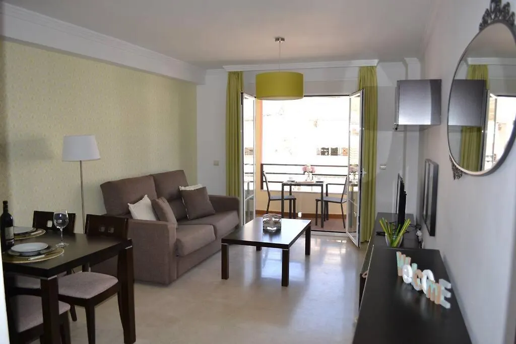 Precioso Apartamento En Primera Linea De Playa En Caleta De Velez Algarrobo Costa 0*,