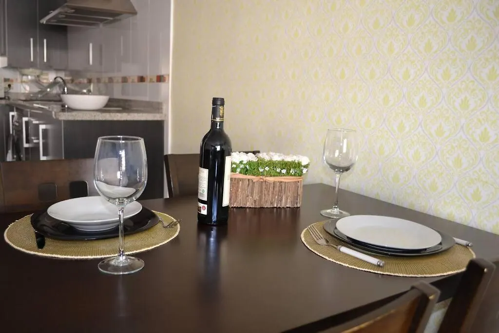 Precioso Apartamento En Primera Linea De Playa En Caleta De Velez Algarrobo Costa